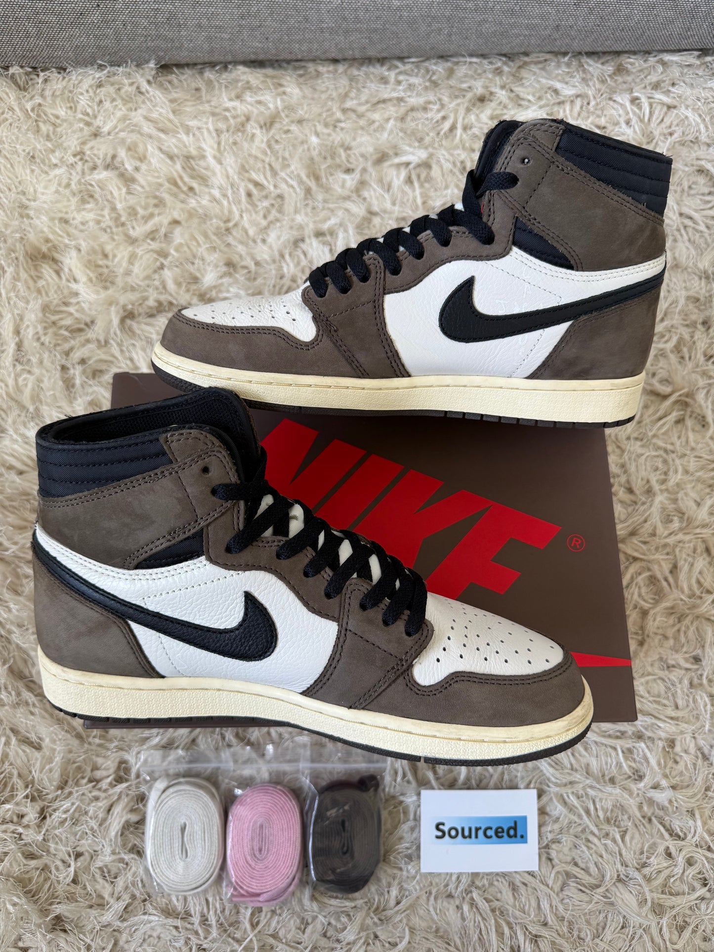 Air Jordan 1 High x Travis Scott Mocha | UK 8