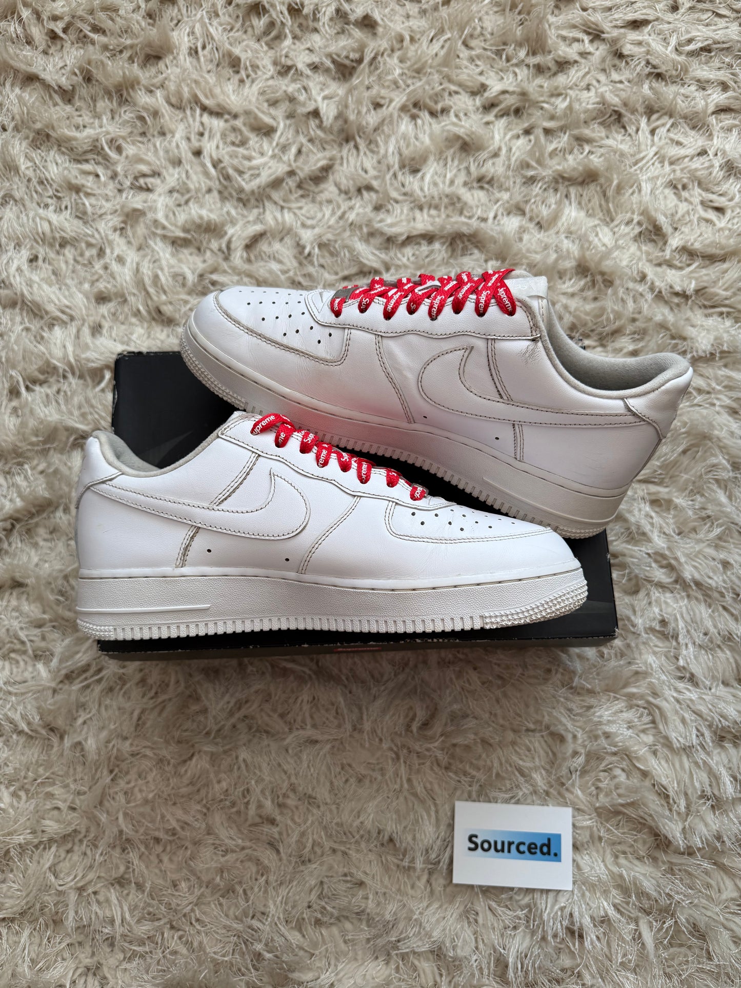 Nike Air Force 1 White x Supreme