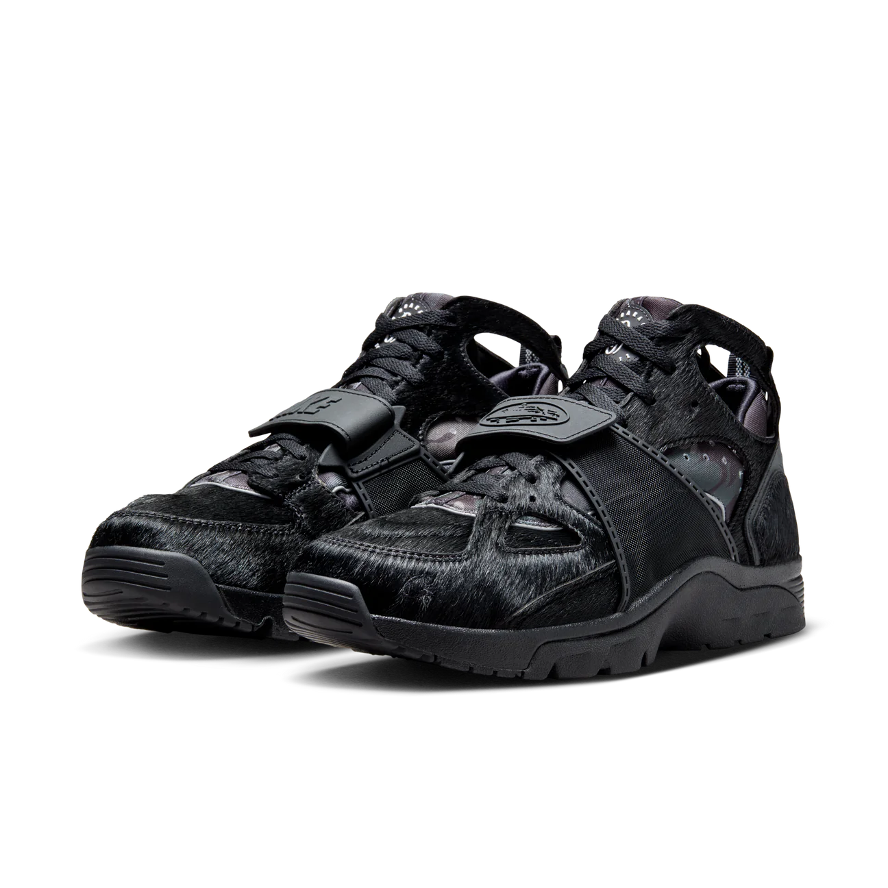 Nike X Corteiz Air Trainer Huarache Onyx