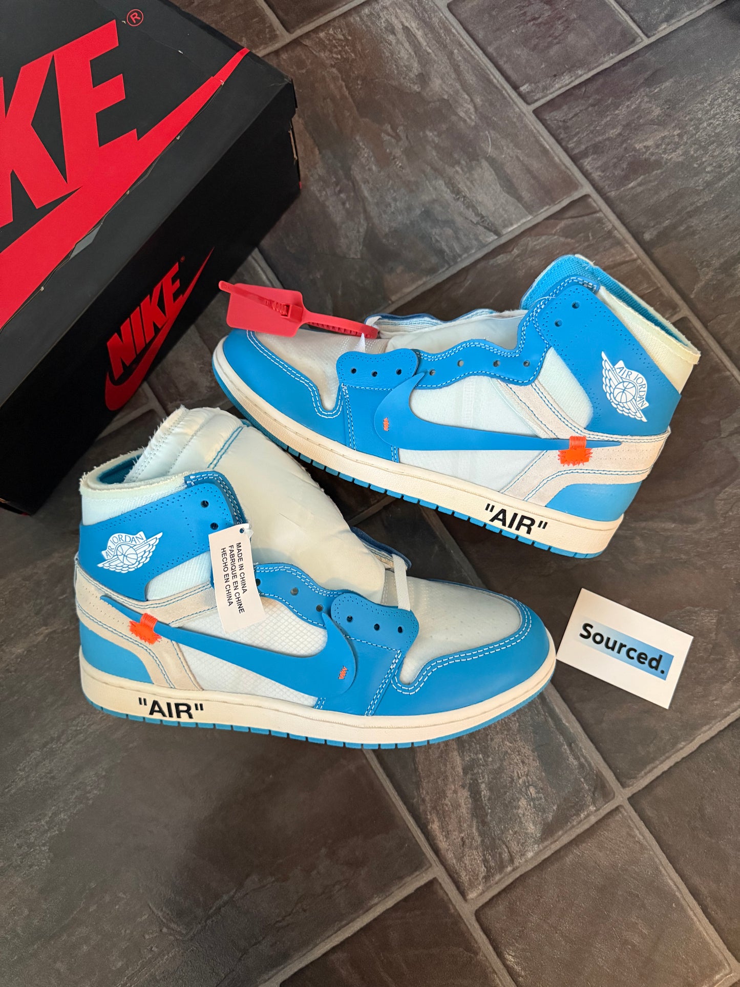 Air Jordan 1 Retro High UNC x Off-White