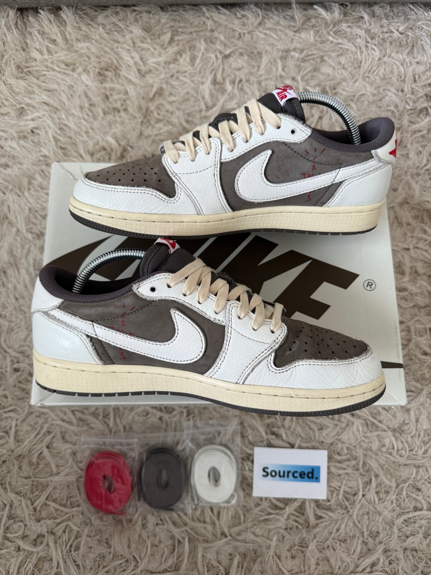 Air Jordan 1 Low x Travis Scott Reverse Mocha | UK 7.5