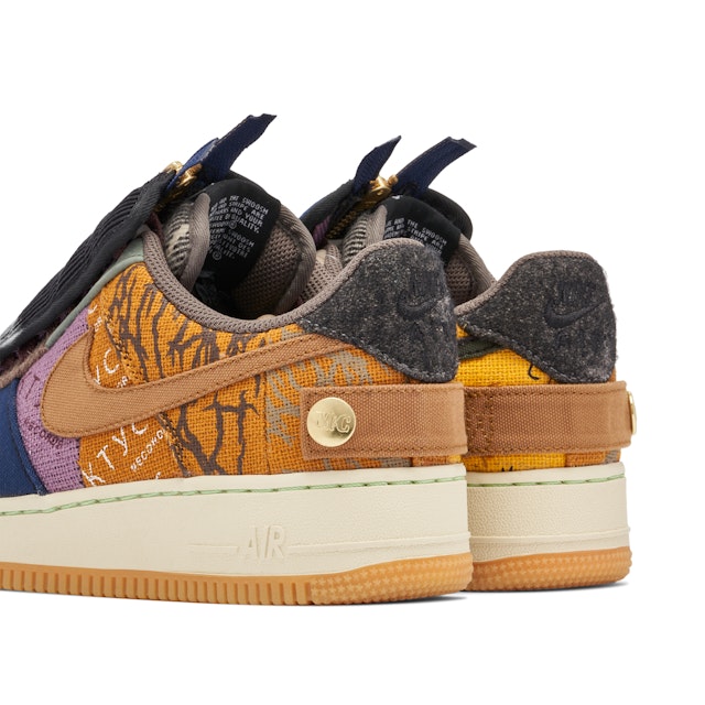 Nike Air Force 1 Low x Travis Scott Cactus Jack