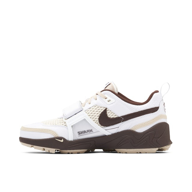 Nike x Travis Scott Zoom Field Jaxx Light Chocolate