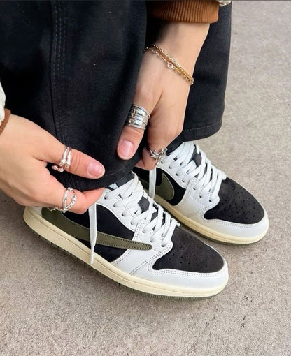 Air Jordan 1 Low OG SP x Travis Scott Olive (2023 Release)