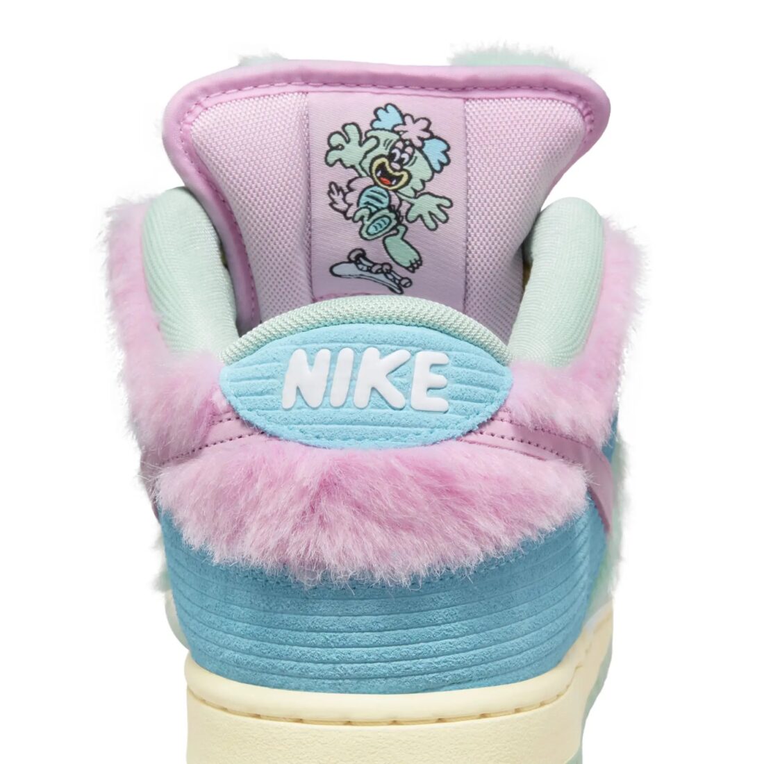 Nike SB Dunk Low Verdy Visty
